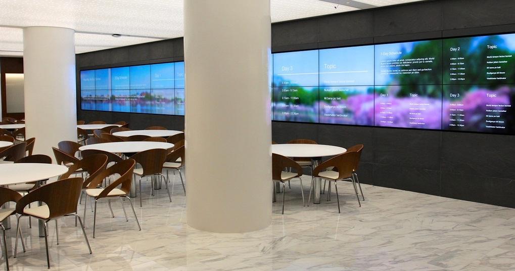 WHITE PAPER 2 Video Walls Take Off Clarity Matrix LCD Video Wall (12x2) at The Advisory Board Company s conference center in Washington, DC.