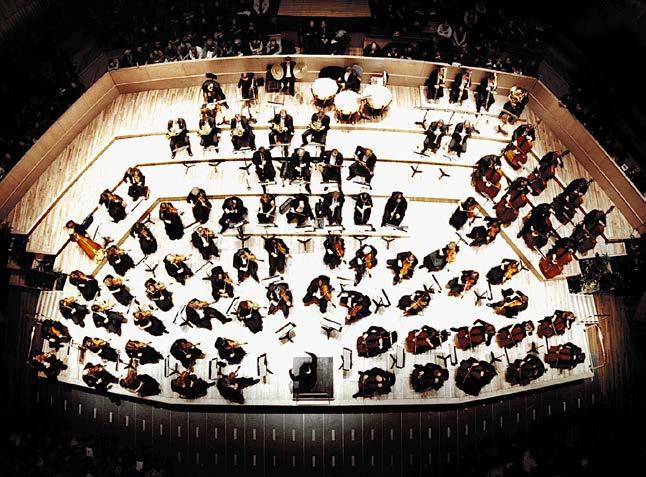 3.3.3 Seating Arrangement in Orchestra Although there is no uniform rule for seating arrangements within an orchestra; the placement of individual instrument groups is handled in many different ways.