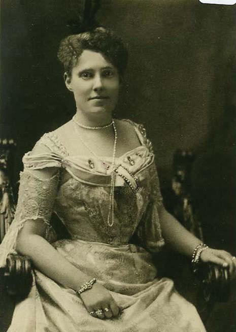 Figure 13.7: Alice Esty, 1897. Courtesy Nina Vosough.