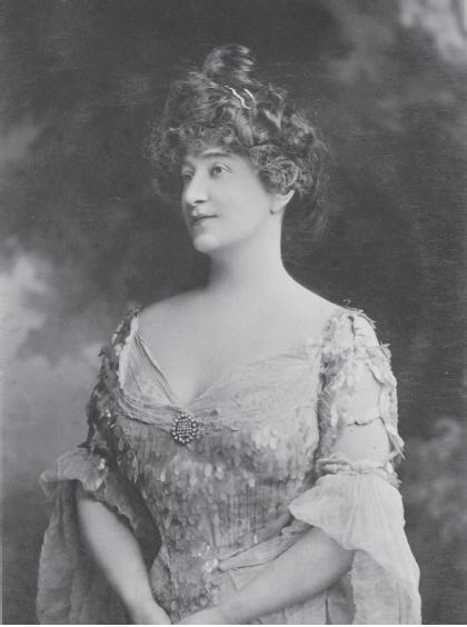 French tradition, was remarkably important during a period when serious opera was less visible in Melbourne. Figure 13.9: Clementine de Vere Sapio.