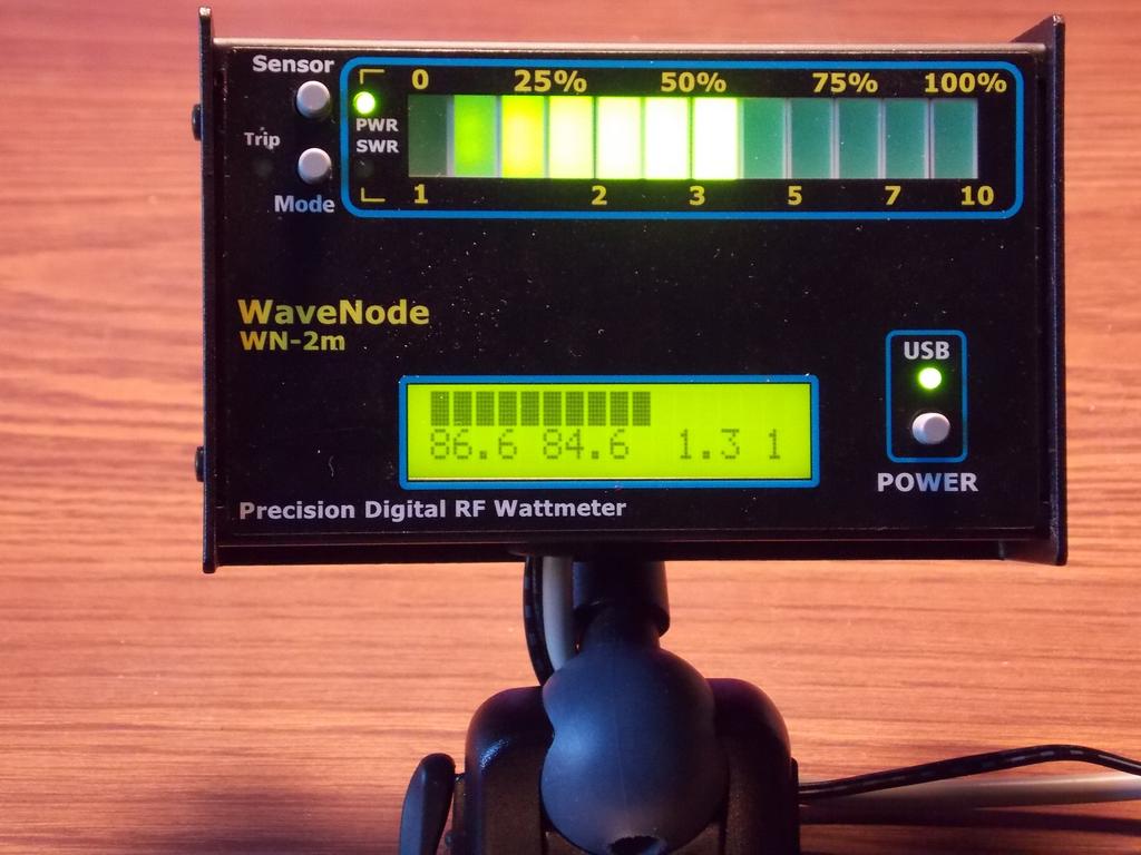 user. The minimum power required is 2 watts. Audio announcing of RF Power, SWR, and SWR protection events. This is useful to the visuallyimpaired operator. Single key strokes make the announcement.