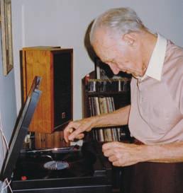 THE DOUBLE REED 19 TABUTEAU S GET-THEM- READY-FOR-ME MAN In earlier days, the 40s and the 50s, John Minsker taught many of the most illustrious oboists of the latter half of the 20th century: Louis