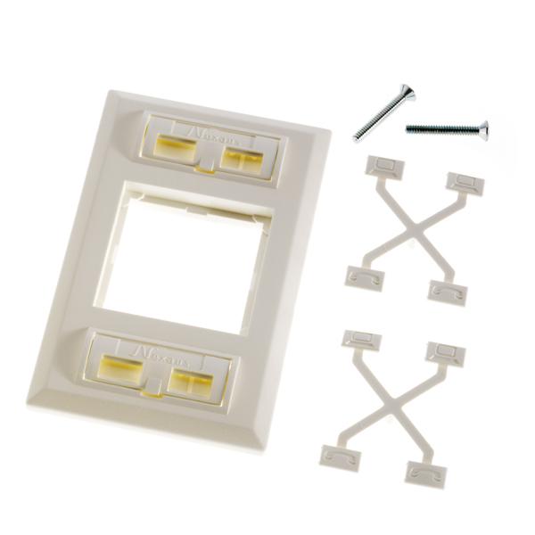 US Mounting Hardware for LANmark/Essential US format 45x45 and 45x60 series of Cover Plates, for up to 6 snap-in connectors Suitable for fiber and copper Includes fixings </> All plastic material is