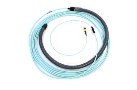 MPOptimate Connector System MPO/MPOptimate Installation and Polarity Fiber Optic Cabling Common Features: In each fiber optic system, the link from source (Tx) to receiver (Rx) needs to be flipped