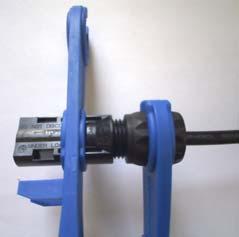 Amphenol specified wrench tool (H4TW0001) can be used in this step or electric torque controlled wrench