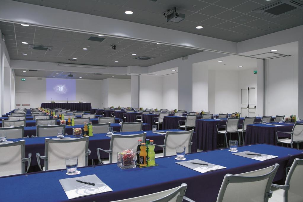 NETTUNO BALLROOM Open exhibition area of 1200 m², which can be divided into a maximum of 6 meeting rooms (for 40 to 60 delegates each, through the use of movable walls) including: PA system ceiling