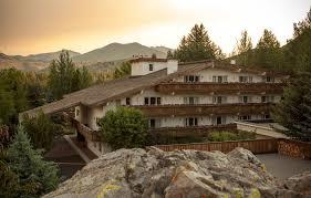 You ll be met and transferred to your hotel in Ketchum, just a 20-minute drive.