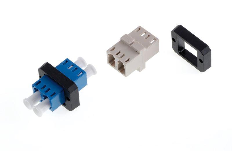 LC Series LC ADAPTERS Simplex Adapters LC Fig. 1 Fig.