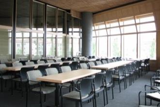 Situated next to the Truman Forum Auditorium it can be arranged a number of ways for