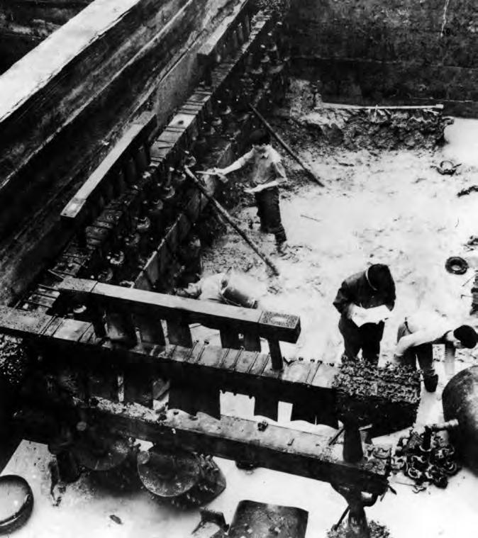 THE PREHISTORY OF CHINESE MUSIC THEORY 43 Figure 2. Tomb of Marquis Yi, central chamber under excavation, showing bells and chime stones in situ. After Sui Xian Zeng Hou Yi mu (1980: pl. 8).