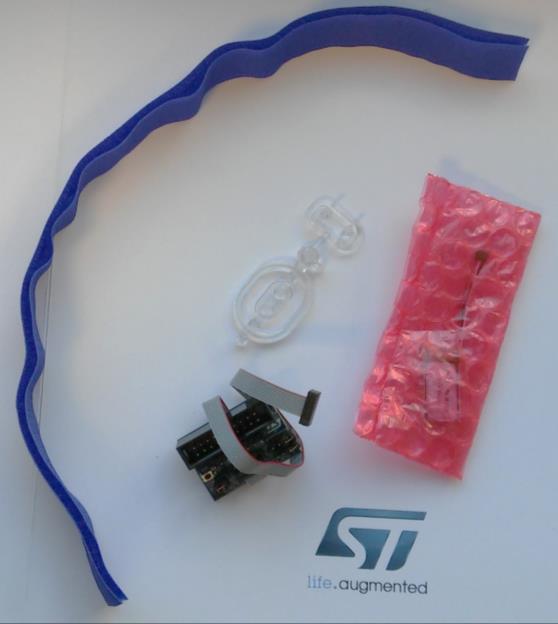 mah) (in plastic bag) 1 Velcro adhesive strip* 1 plastic frame including 2