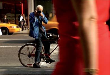 contradiction in terms but it describes the life of the disarming and always charming New York Times photographer, Bill Cunningham, subject of this highly entertaining documentary.