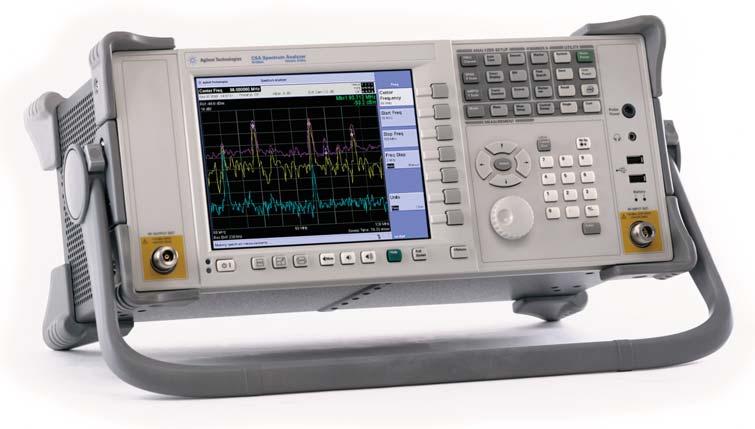 1Demo Physical Attributes and Features The industry-leading attributes of the Agilent CSA are shown in Figure 1. Signal source for stimulus/response suite Largest display with best resolution 21.