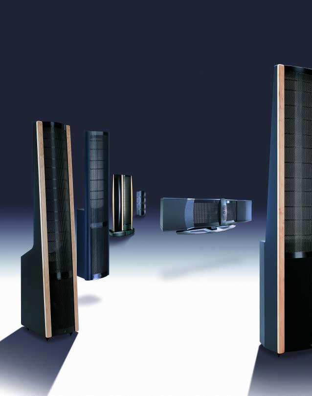 P ERFORMANCE S CULPTURE Usage mapping, engineering, and design transforming MartinLogan's matchless technology into performance sculpture merging seamlessly into your lifestyle.