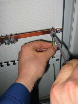 Make the earthing by connecting the frame to the equipotential or earthing terminal of the equipment room by using min. 16 mm2 copper wire.
