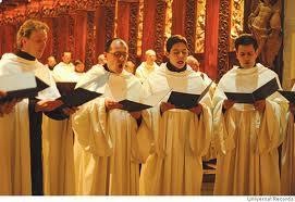Gregorian Chants Early church music was called plainchant which had a single melody line. Everyone sang the same notes.