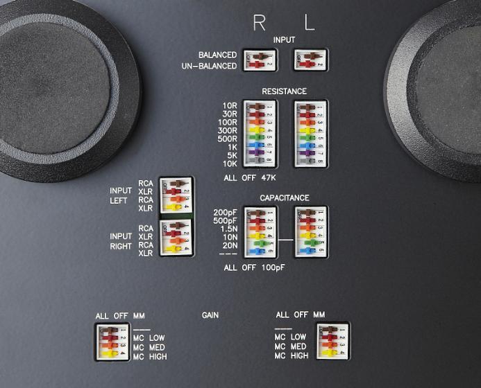 Controls and Connections BASE PANEL Settings REAR PANEL Connections and Controls INPUT SELECTOR (XLR (balanced) RCA (unbalanced) INPUT CONNECTOR SELECTOR (XLR RCA) OPERATION MODE (BALANCED