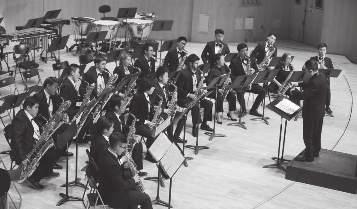 José-Luis García, baritone saxophone (Jesús Núñez) Armand-Marie Ghislain Limnander van Nieuwenhove (1814-1892): Quintette pour saxophones wednesday 11/07 /2018 16:00 ACADEMY OF MUSIC Fran Lhotka Hall