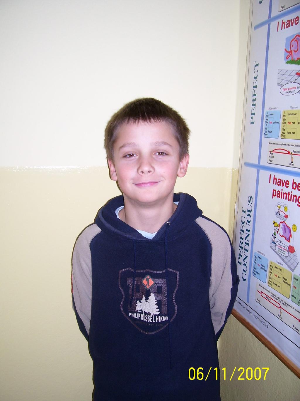 Hi! My name is Bartosz. My surname is Kokot. I am in class 6.I am 12 years old. I was born in 1995. I love sport.