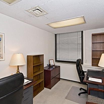 offers clients an elegant corporate environment and prestigious business address.
