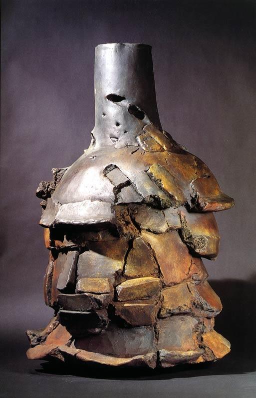 This type of gestural record is especially evident in the work of ceramic artists like Peter Voulkos.