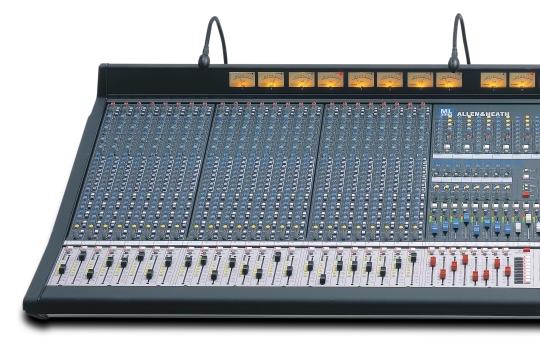 ML 5000 The ML5000 embodies the professional sound engineer s ideal tool set a versatile, feature-packed and rider-friendly console, in an intuitive, walk-upand-go format.