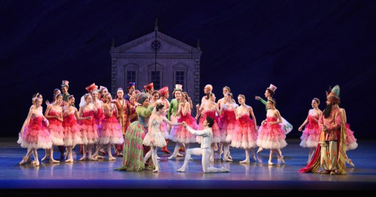 American Ballet Theatre: The Nutcracker NEWS 2/5 Single tickets for American Ballet Theatre s The Nutcracker start at $29 and are now available online at SCFTA.