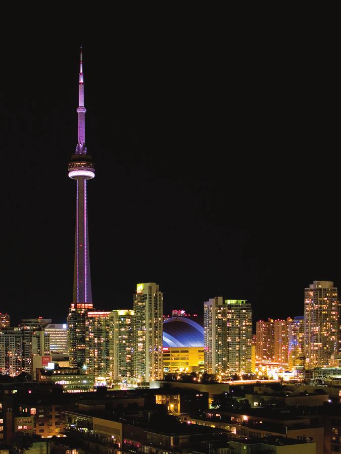 Transform Cityscapes with Energy-Efficient Light CN Tower Toronto, Canada Photography Jerrold Litwinenko Transforming the CN Tower For nearly a decade, the 1,815 ft (553 m) CN Tower was minimally lit