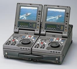 The DNW-A220 offers Betacam SX record/playback and Betacam SP playback (left side) and video/audio insert and assemble editing (right side). Support of the Good Shot Mark system is included.