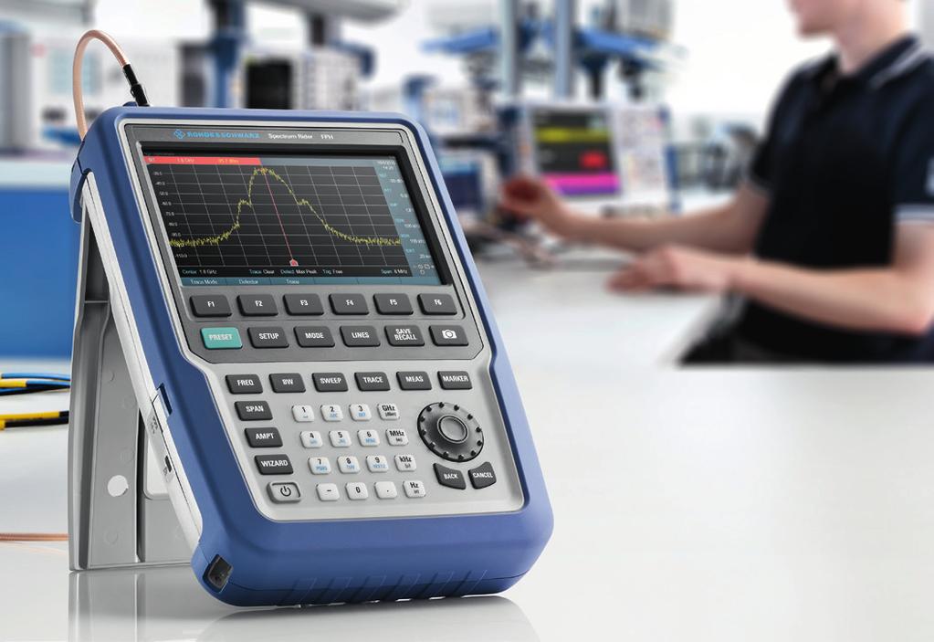 Measure with confidence Specfications comparison R&S Spectrum Rider Comparable handheld spectrum analyzers Comparable benchtop spectrum analyzers Frequency range 5 khz to 2/3/4 GHz Model-dependent