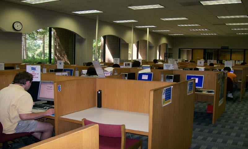 Library s Main Computer Lab
