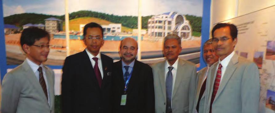 LATAR AT THE 8 TH MALAYSIAN ROAD CONFERENCE By Mohd Badrun Arshad KL-Kuala Selangor Expressway participated in the road engineering exhibition in conjunction with the 8 th Malaysian Road Conference