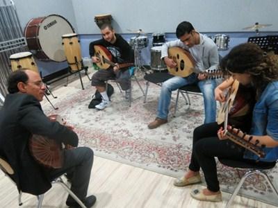 The workshop was in preparation for the Turkish Instrumentals workshop which will be held at QMA starting March 8 (more info on pg. 7).