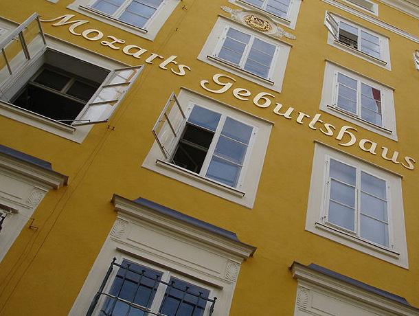 PROGRAM FRIDAY, JUNE 16 Sightseeing tour of Salzburg including a visit to Mozart s Birthplace Dress rehearsal