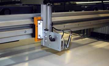 Laser measurement of plastic film at Metzeler After the Extruder Simona AG, a market leader in the manufacture of semifinished thermoplast products, has installed a