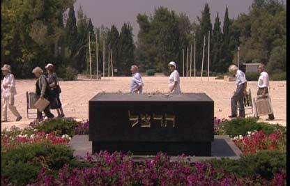 THE CEMETERY CLUB Synopsis: 10 o clock, Saturday morning. A group of elderly women and men carry plastic lawn chairs across the Mount Herzl National Cemetery in Jerusalem.
