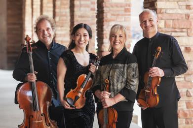 January 25, 2019 NEWS 4/8 CHAMBER MUSIC SERIES Takàcs Quartet February 28, 2019 Program: Haydn: Quartet Op.