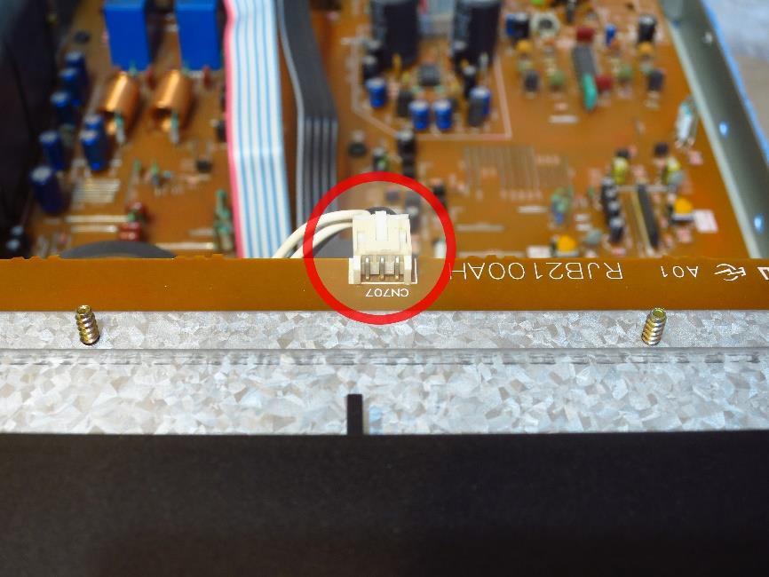 A909/A1010 Remove the backlight power connector from socket CN704.