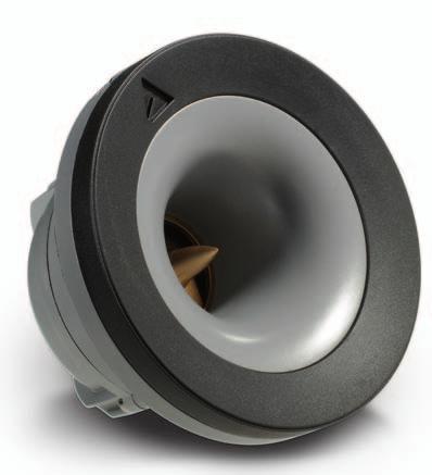 The performance of the TRIANGLE TZ2500 tweeter is based on the use of a titanium dome combined with a compression chamber that favours high sensitivity with minimal distortion and excellent focus.