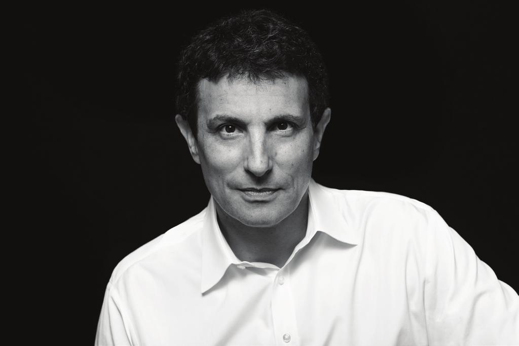 David Remnick 2018 Literary Award Honoree David Remnick has been the editor of The New Yorker since 1998 and a staff writer since 1992.