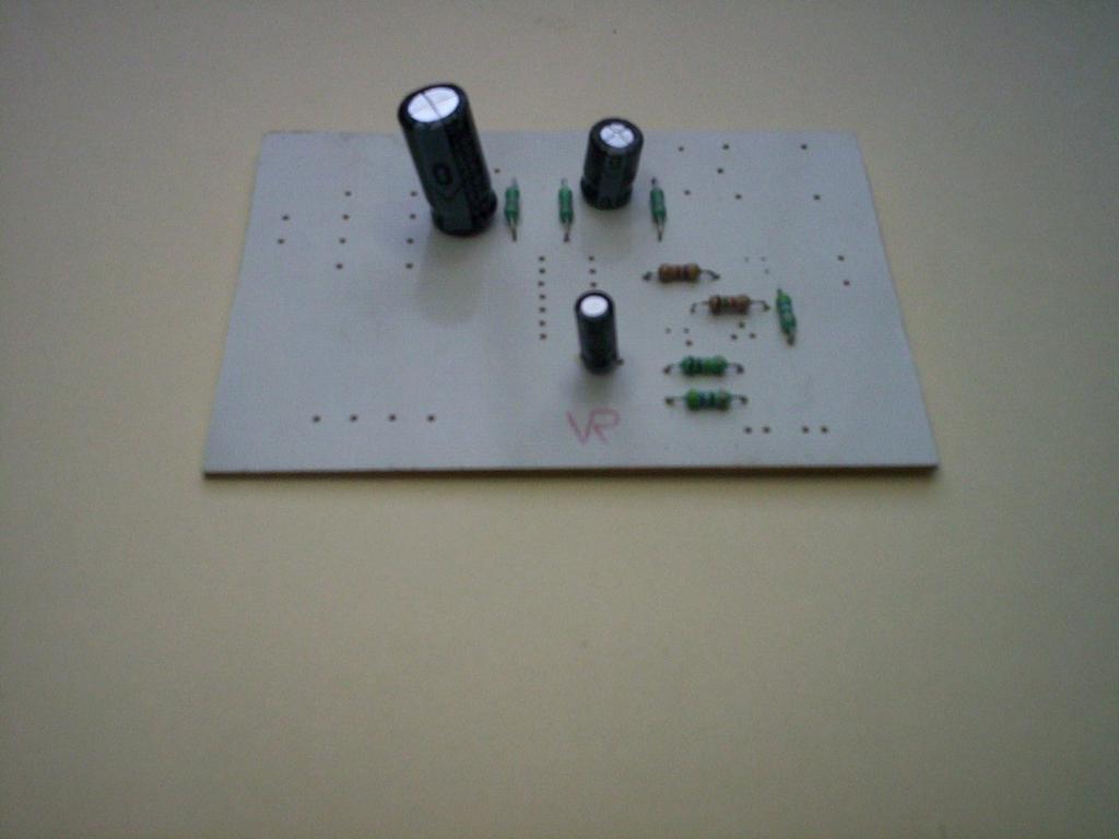 4) R8 (15K ohm resistor) that connects Q1 collector to Q2 base.