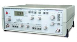 8 NEWSLETTER JANUARY 2004 Digital Oscilloscope 150 MHz OD-560B The 16 bit high-speed microprocessor adoption enables the scope to acquire a typical 100,000 points per second and quickly update the