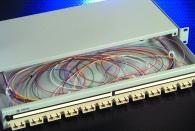 FIBRECLIP PATCH PANELS Panels contain ST or SC presentation. Sliding draw design for easy access.