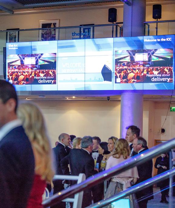 SECTION 6 DIGITAL SIGNAGE REGISTRATION MEDIA WALL HEADLINE ATTRACTION While there are many opportunities across the whole venue for branding and event support, few have as much impact as our giant