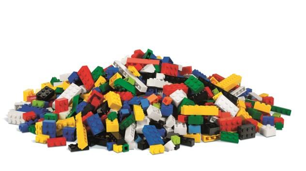 LEGO CLUBS Building Challenges with regular Lego For Grades K-4 10:00-11:00 AM Saturday, November 3 & 17 Saturday, December 8 & 22 Saturday, January 5 & 19 For Grades 5-8 Building Challenges using