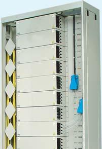 All cable are front accessable with individual slide out splice organizer tray for easy fiber maintenance.