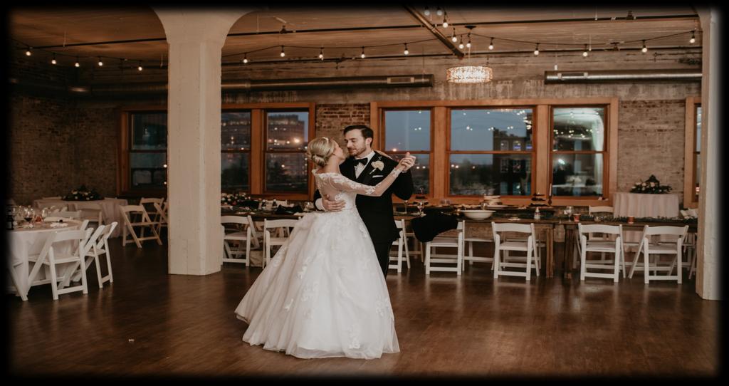 Platinum Wedding Packages Skyline Platinum Package Friday, Saturday & Sunday - $3,900 Monday ~ Thursday - $2,900 Our Platinum Wedding package includes use of both the Indoor Skyline Room and the