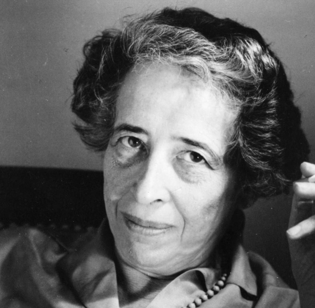 Thinking University? The Pedagogical Situation Where are we, when we think? (Hannah Arendt). In the process of thinking we are elsewhere.