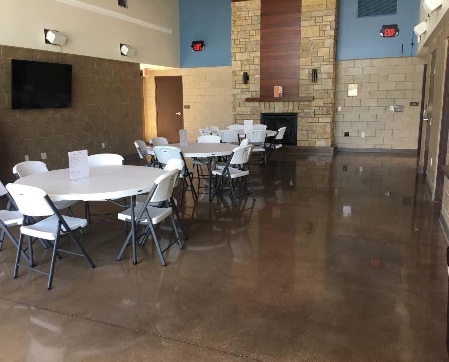 David Hobbs Honda for the People Community Room This area will be open year round. Availability of rentals is from 8:00 a.m. 10:00 p.m. Details: Capacity 64 with tables and chairs for dining.