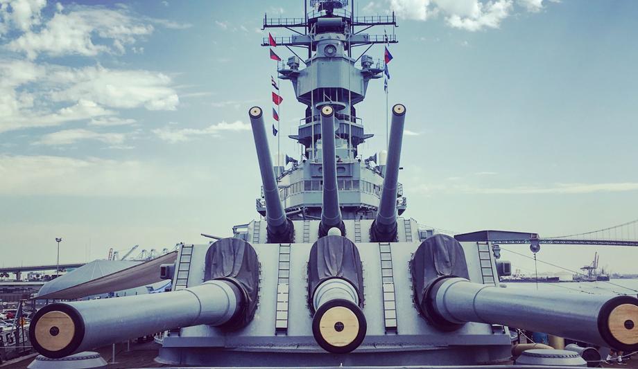 Arecont Vision cameras and Arteco VEMS software helps safeguard USS Iowa museum Published on 1 Sep 2017 USS Iowa: A naval treasure Affectionately known as the Battleship of Presidents for having